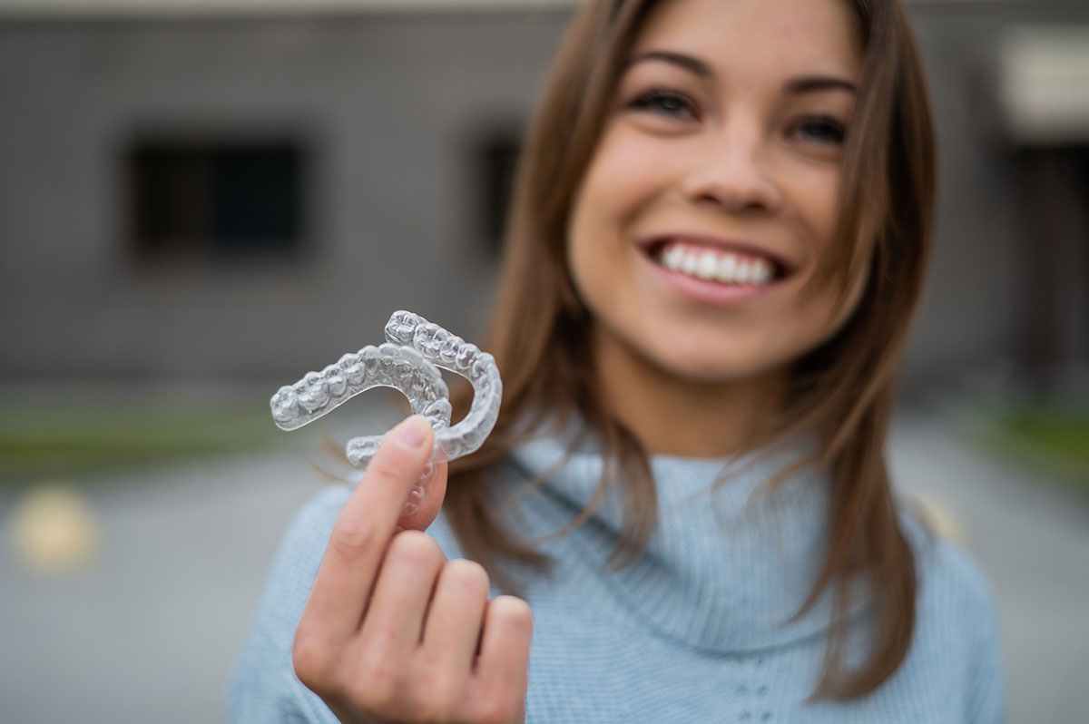 alineadores transparentes en Houston en Gulfton Smiles