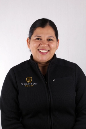 Diana Diana - Assistant